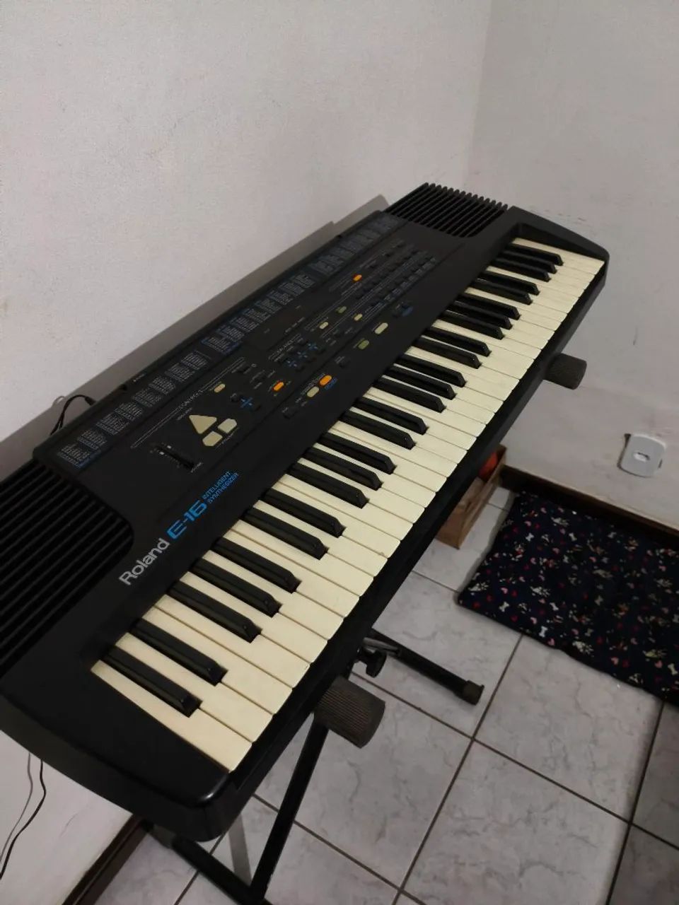 Teclado Roland 