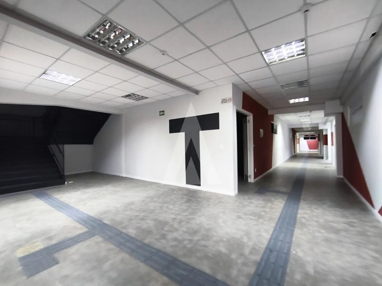 IMÓVEL COMERCIAL COM MAIS DE 3.500 M² CONSTRUÍDO NO CENTRO - Foto 4