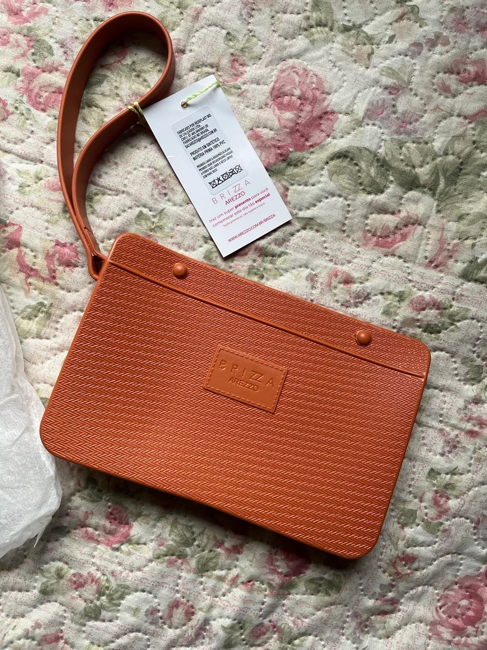 Bolsa Brizza Arezzo nova 