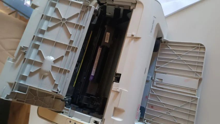 Impressora HP Laser Jet P1005 - Foto 3