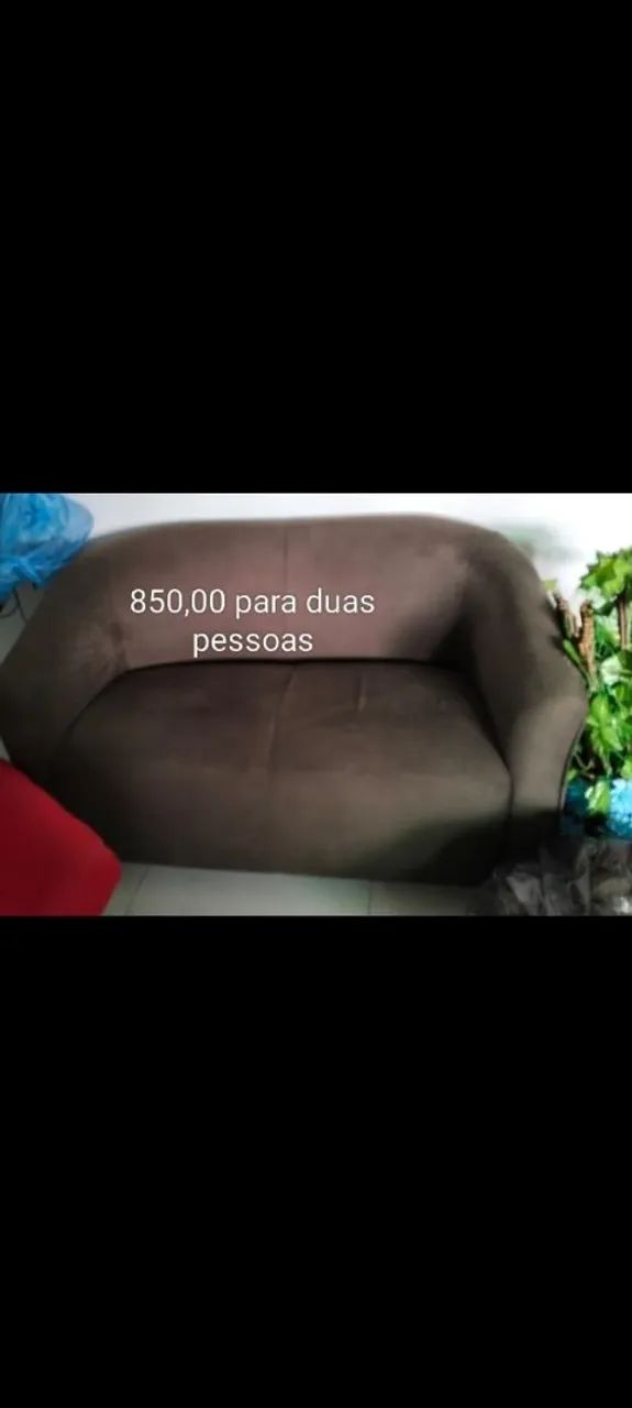 Sofá de dois lugar 