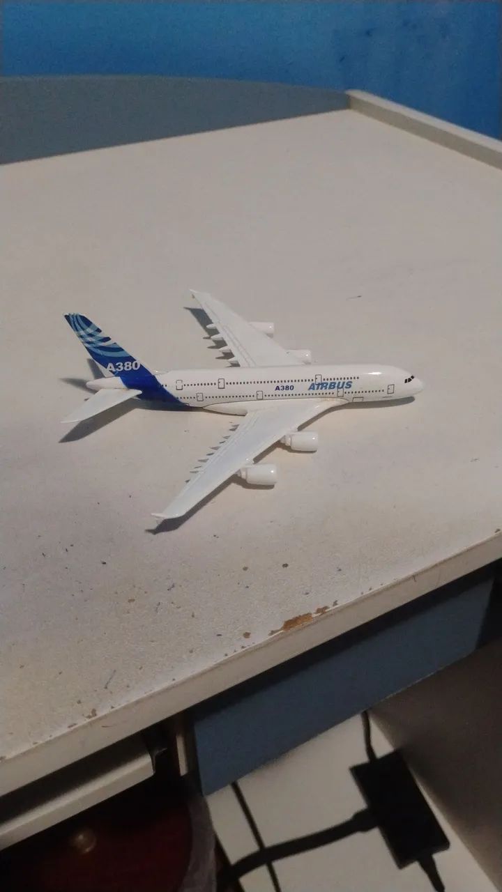 Avião miniatura  - Foto 2