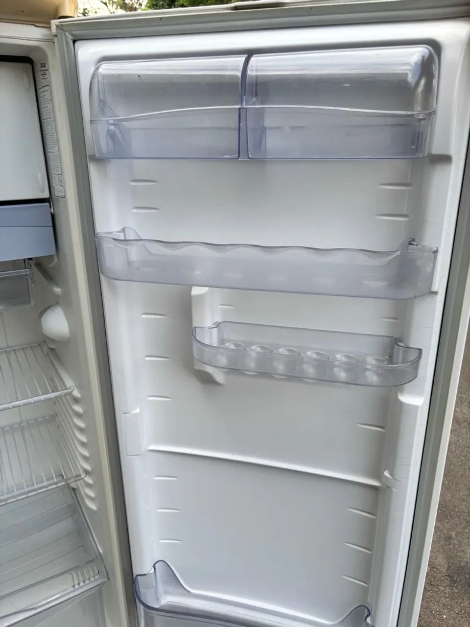 GELADEIRA CONSUL 220v  - Foto 4