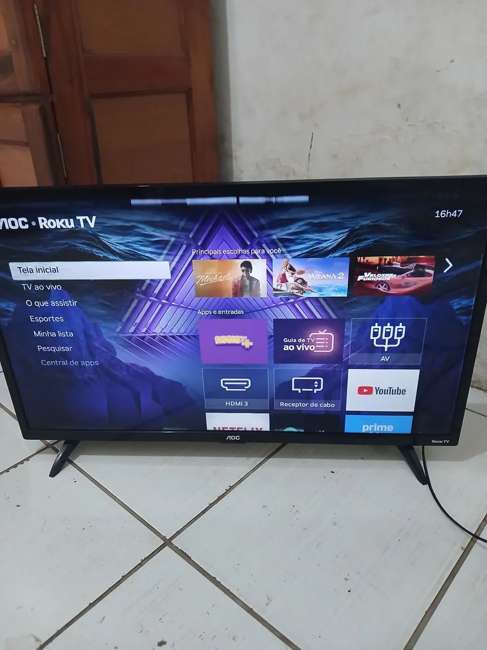 TV de 30 polegadas p/ retirada de peças 