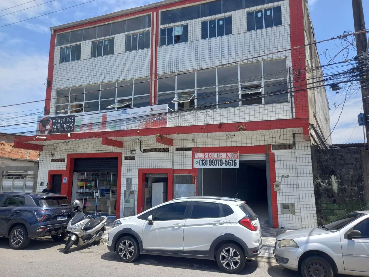 ALUGA-SE COMERCIAL LOJA DE 200M2 