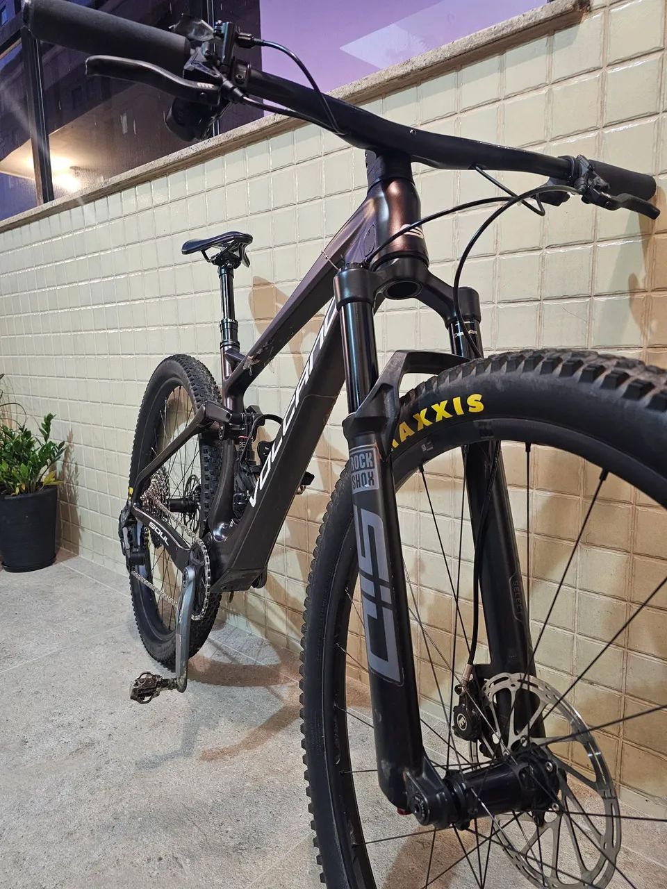SOUL VOLCANO FULL CARBON