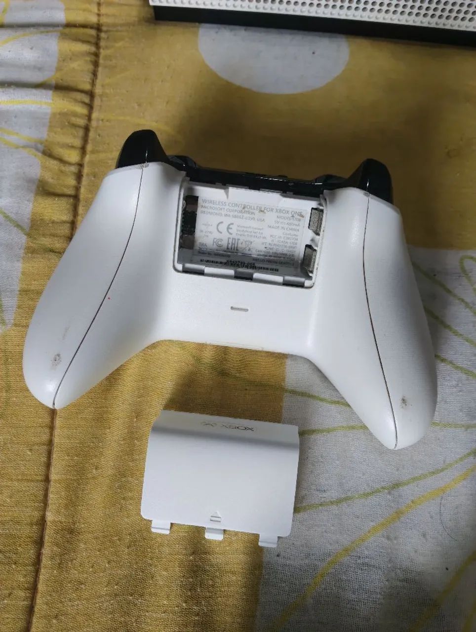 Xbox One S + 2 controles - Foto 5