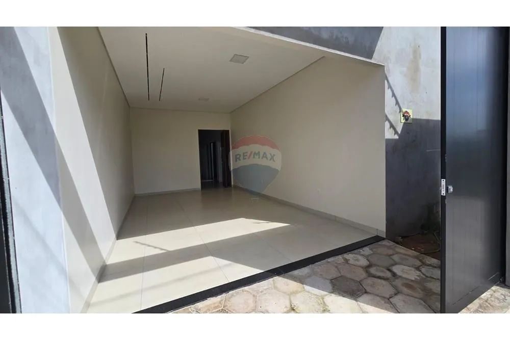 Casa Moderna em Confresa: Espaço e Conforto! - Foto 2