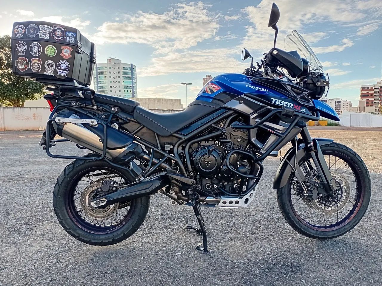 ロイ WOSAI Chave de Impacto de Torque 600N.m com Bateria Intercambiável