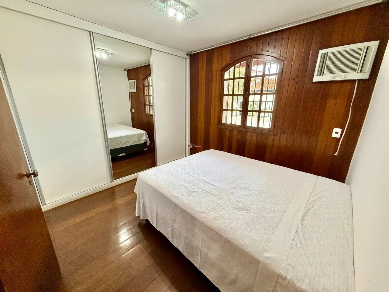 Casa com 4 quartos para locação no bairro Planalto - Foto 4