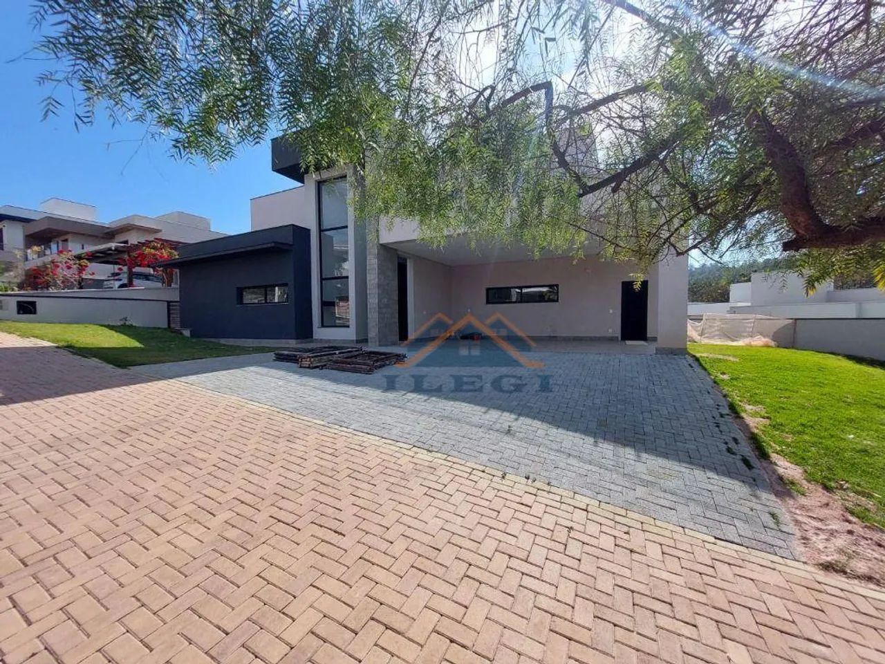 Casa para venda em cond. em Louveira