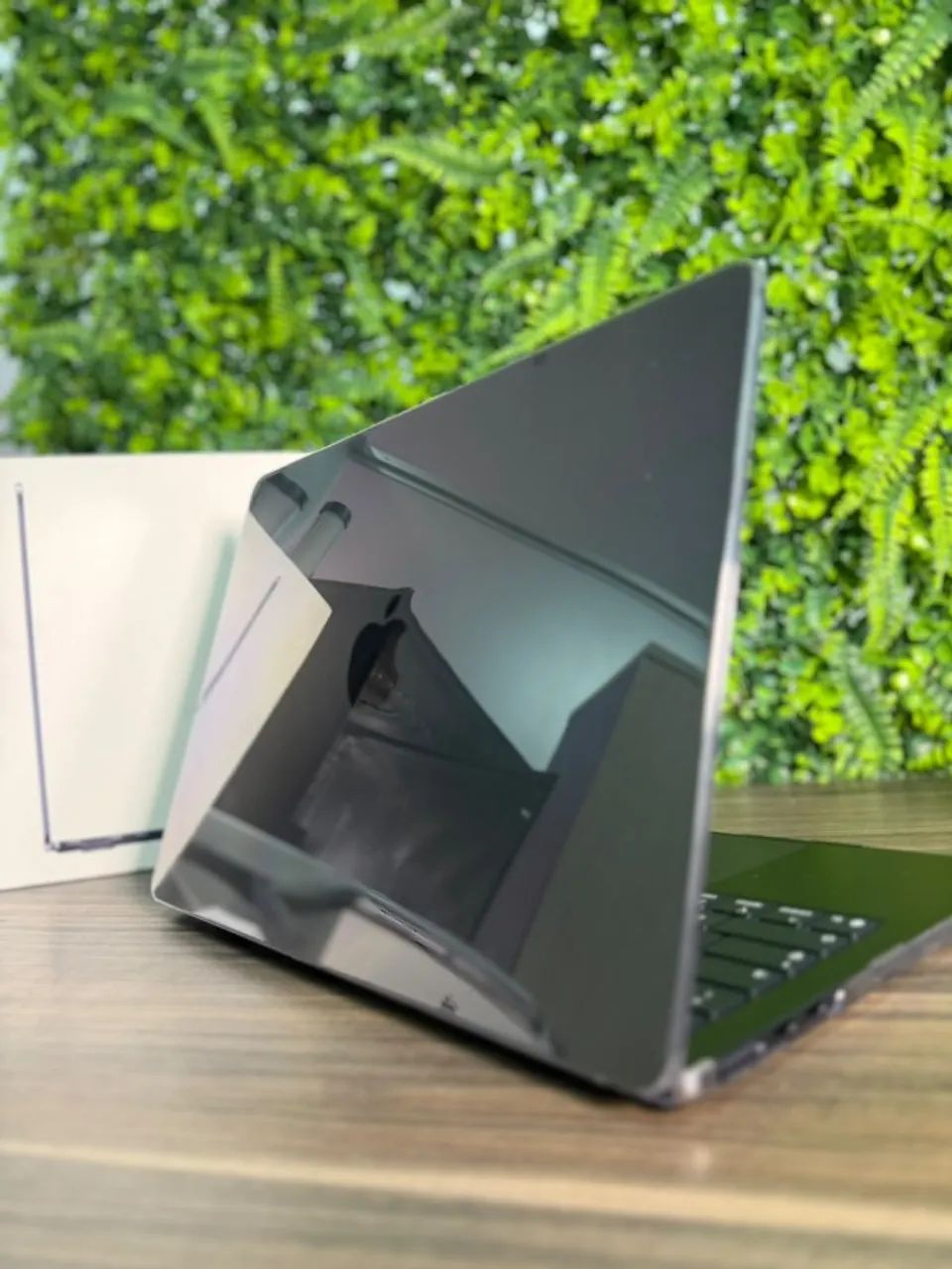 MacBook Air M5  13 Polegadas   16GB RAM  512GB MacOs Golden Gate  Cor Midnigth  - Foto 3