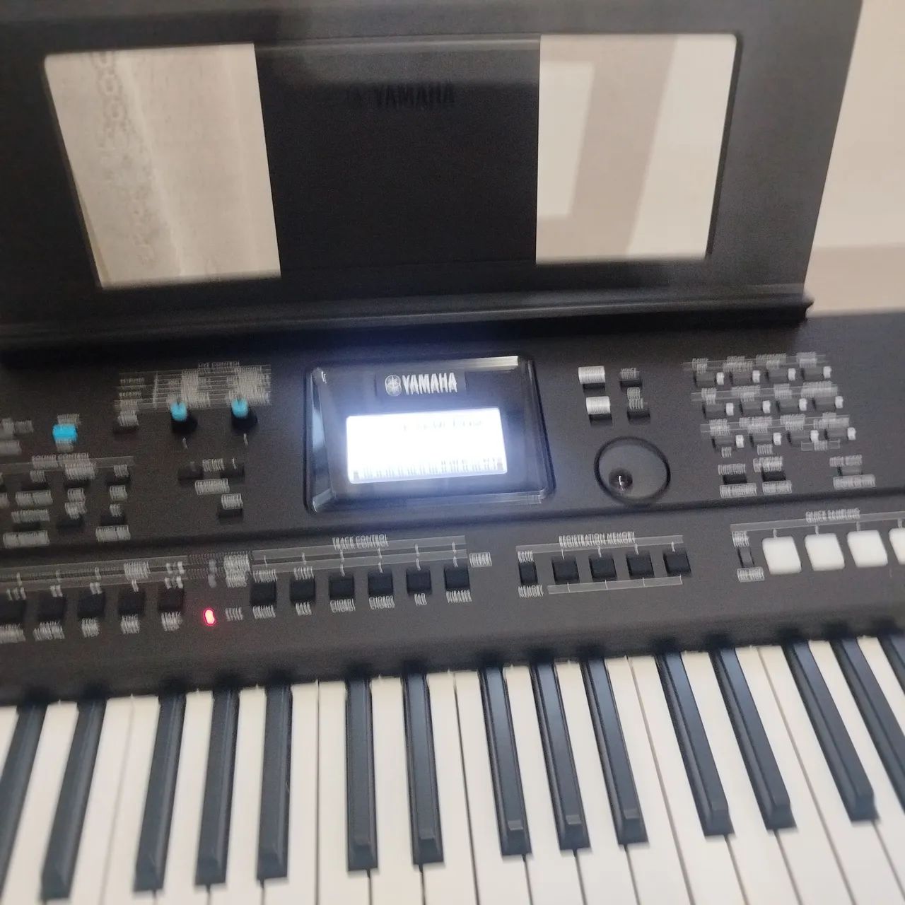 Yamaha Ew 425 novo