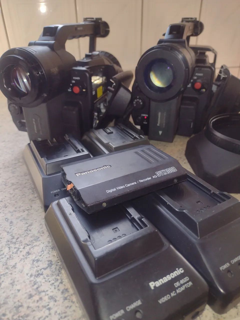 FILMADORA PANASONIC ag-DVX100B