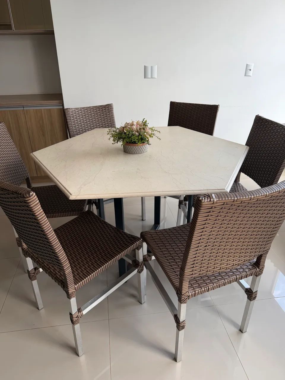Mesa com 6 lugares  - Foto 2