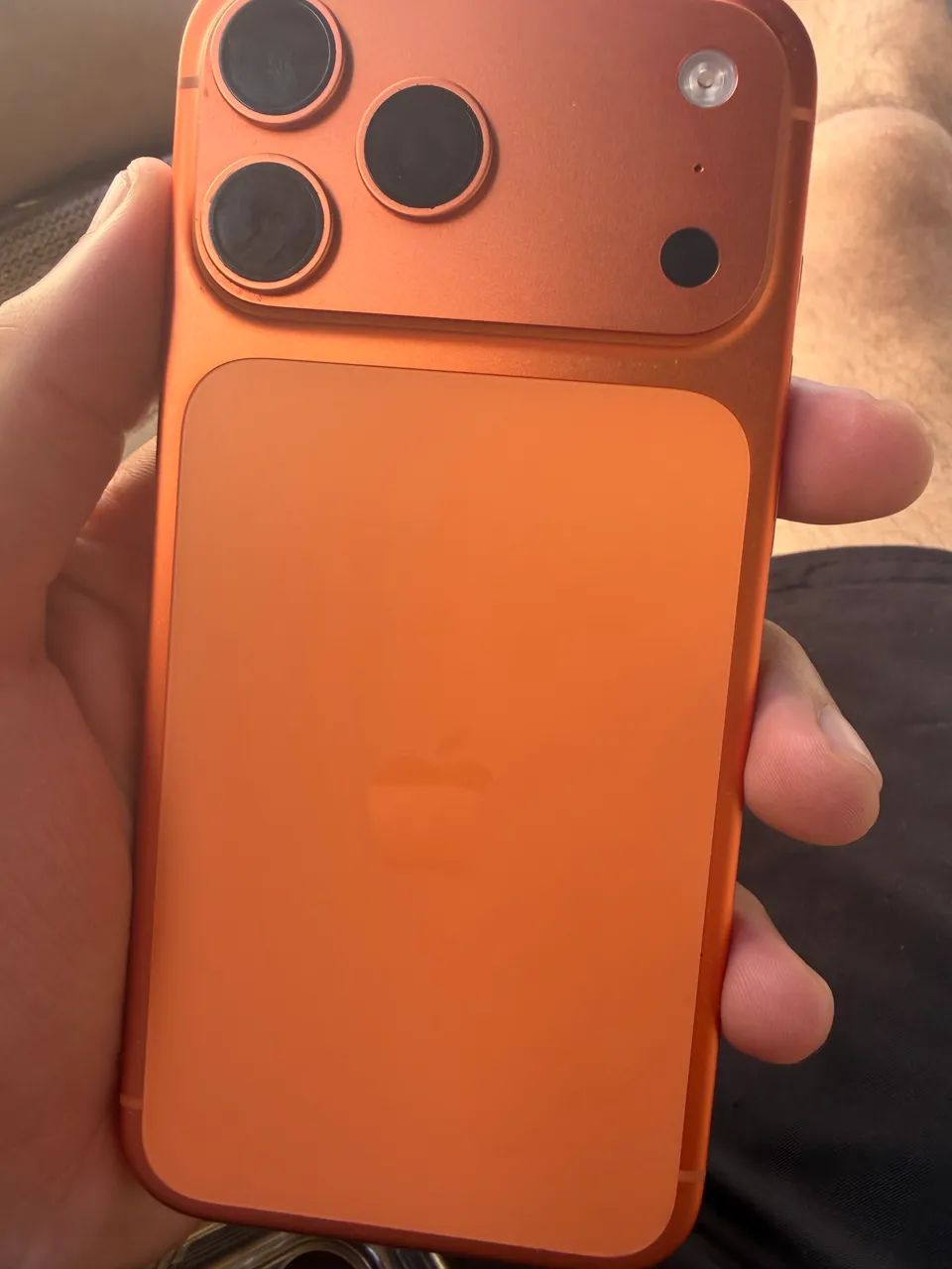 iPhone 17 pro max 