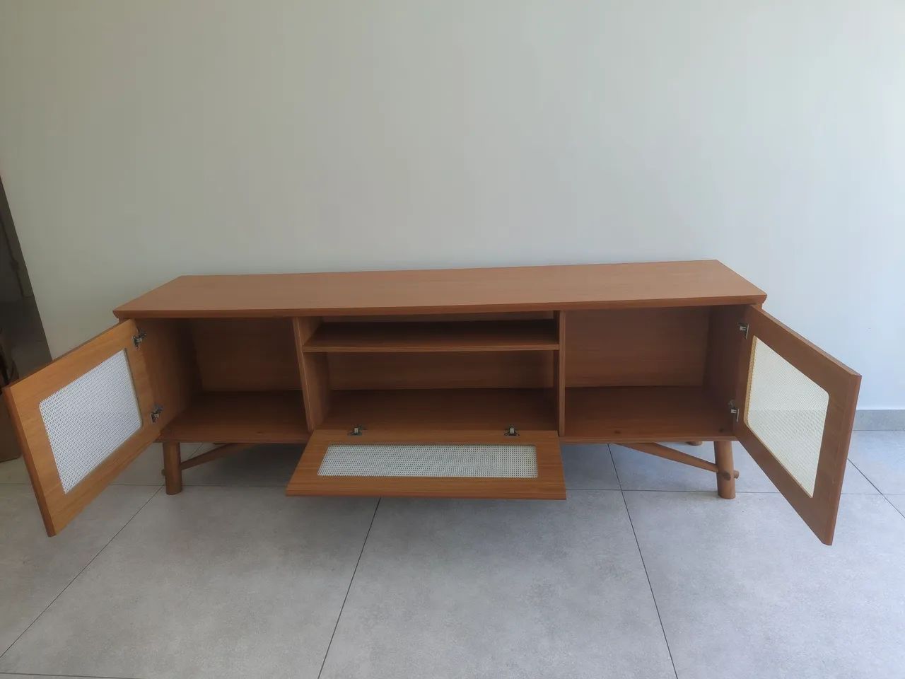 Rack para sala moderno e praiano - Foto 3