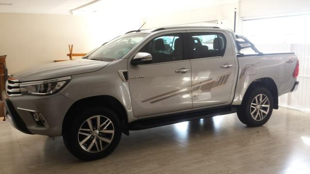RARIDADE!!! HILUX CD SRX 4x4 DIESEL 2017 - Foto 3