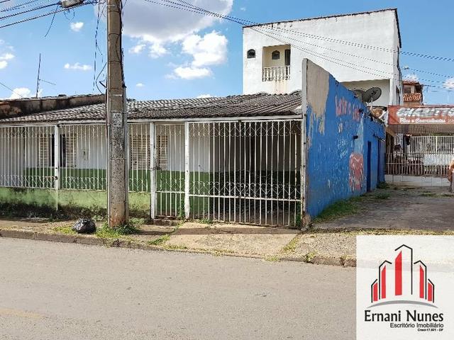 Casa de esquina no meio da Quadra QNP 32 P sul Ernani Nunes - Foto 3