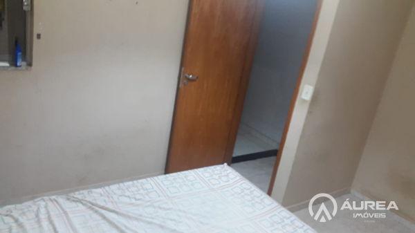 Casa com 3 quartos - Bairro Jardim Marques de Abreu em Goiânia - Foto 3