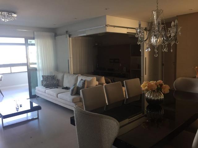 Excelente apartamento alto padrão,amplo com 4 suítes,3 vagas de garagem . Financia - Foto 5