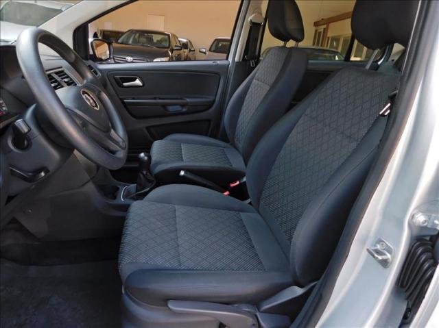 Volkswagen Fox 1.0 Mpi Trendline 12v - Foto 4