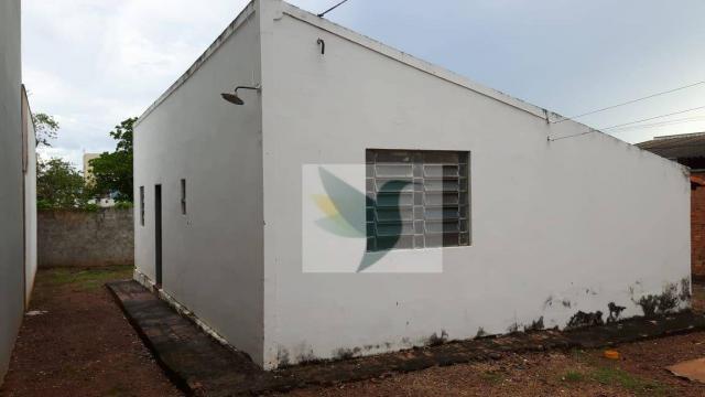 Casa no centro - fundos