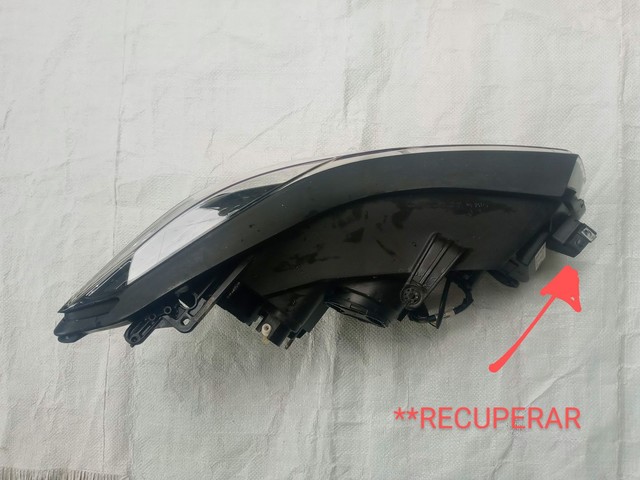 Farol Dianteiro Esquerdo Gm Tracker 2017 2018 2019 2020 Recuperar - Foto 2