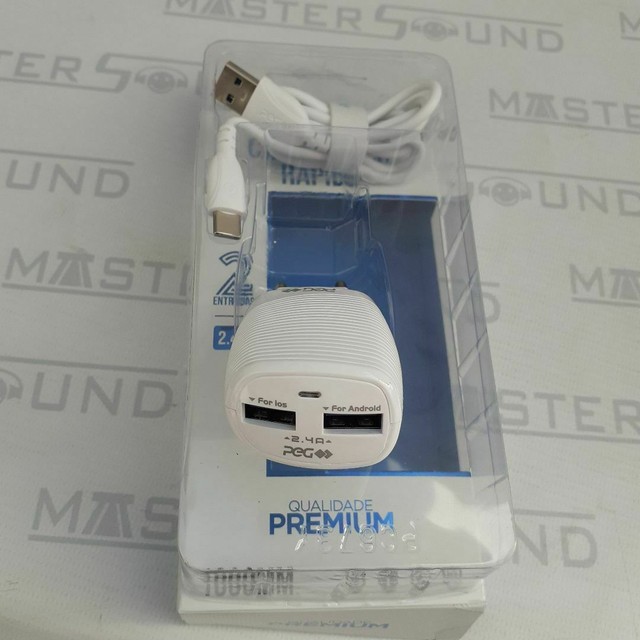 Kir carregador rápido.  Com 2 entradas usb. E cabo com entrada tipo c. 