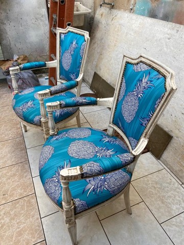 Par De Cadeiras Est Inglês Pintura Em Pátina Estofadas  - Foto 4