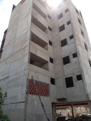 VENDO PRÉDIO/ PARCERIA PARA FINALIZAÇÃO  - Foto 2