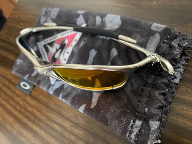 Oculos oakley juliet 24k  +273 anúncios na OLX Brasil