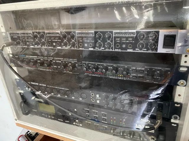 Compressor Alesis 3630