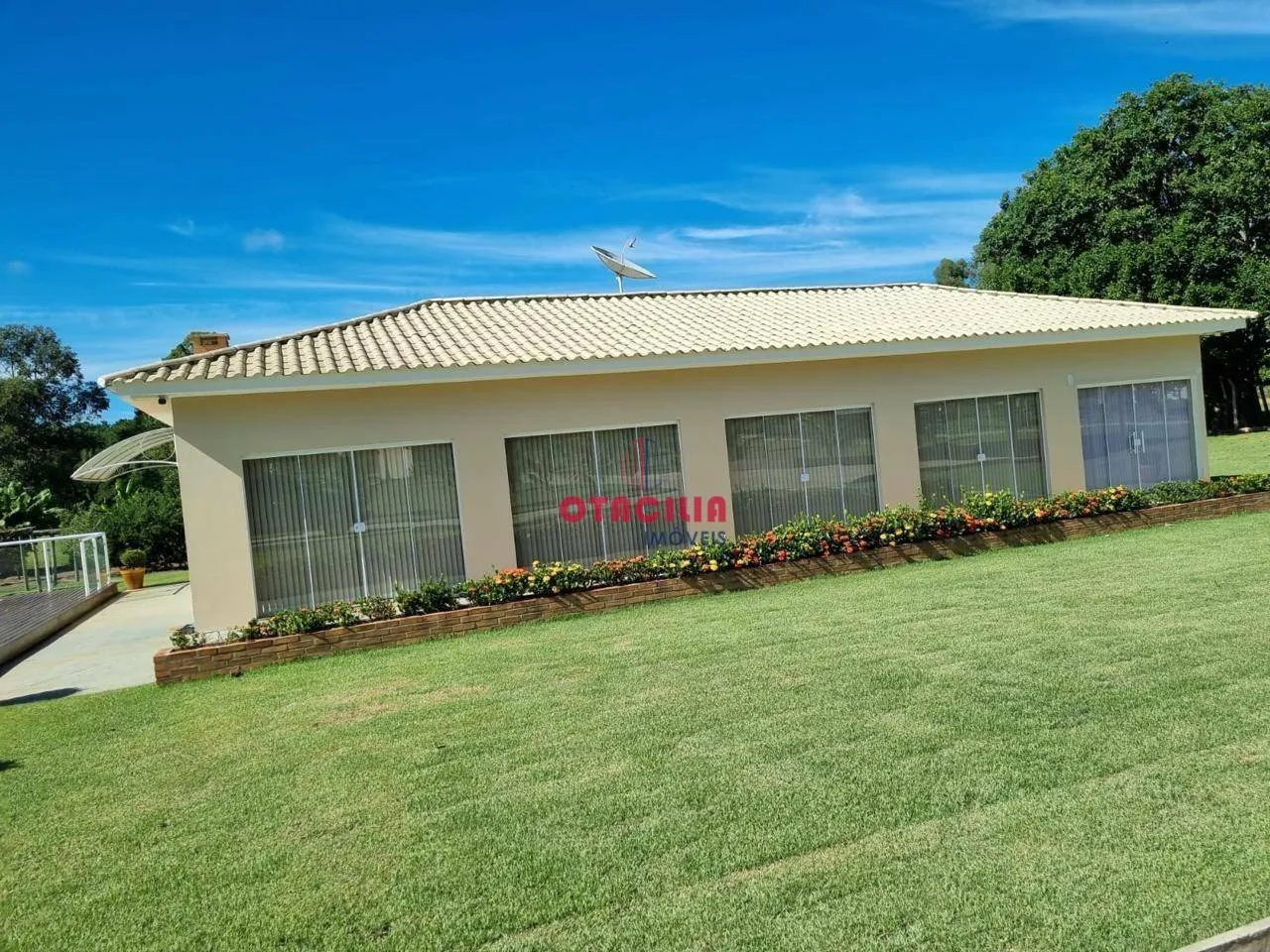 Chácara com 2 dormitórios à venda, 6300 m² por R$ 1.500.000 - Santa Felicidade - Torrinha/