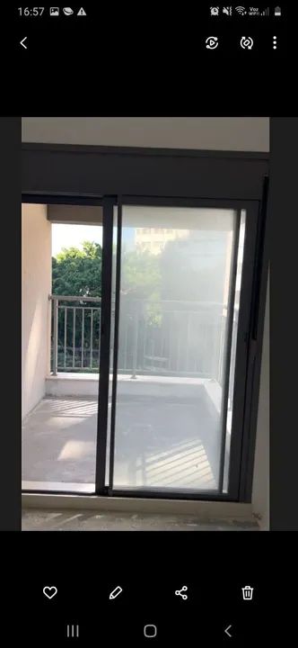 Portas Balcão com persiana folhas de vidros novas completas.  - Foto 5