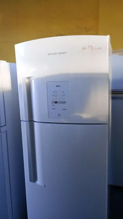 VENDE SE GELADEIRAS.  FUNCIONANDO PERFEITAMENTE 