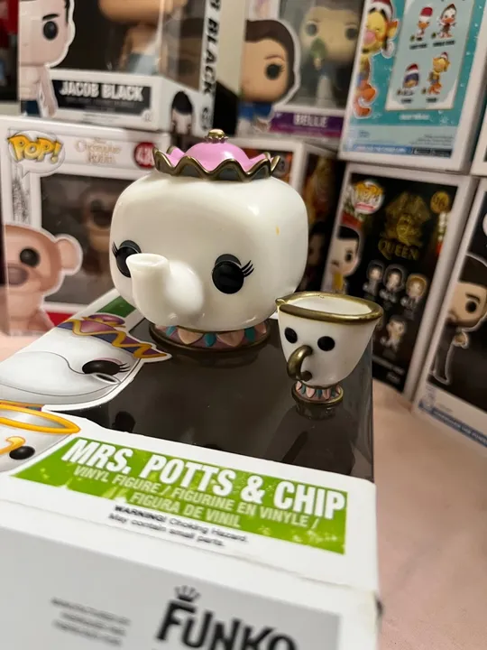 Funko Pop Mrs. Potts & Chip - A Bela e a Fera
