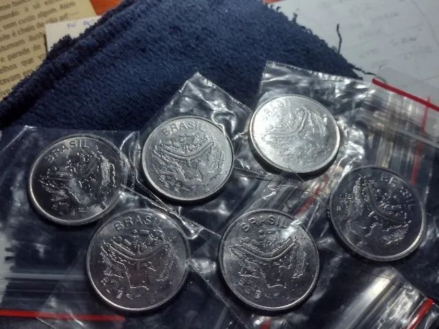 Moedas de 50 cruzeiros de 1981 a 1986 - Foto 2