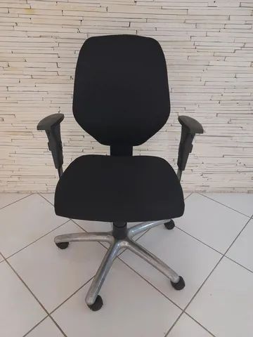 Cadeira flexform 