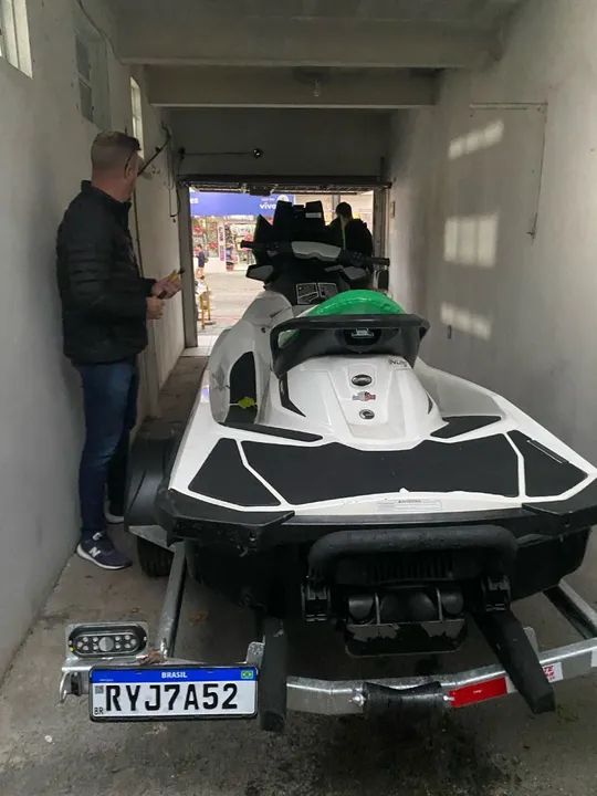 Jet Ski Sea-Doo gti 130- Branco e Verde - Foto 2