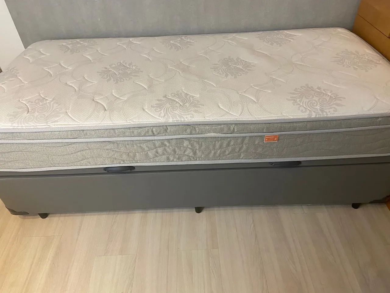 Cama de Solteiro Baú com Colchão