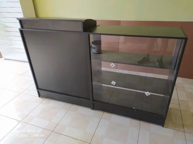 Balcão + expositor preto MDF