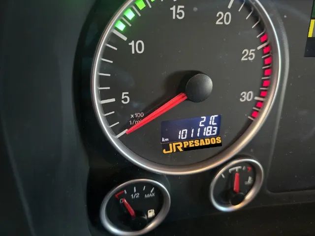 vw meteor 29520 traçado 6x4 ano 2022 completo baixo km - Foto 9