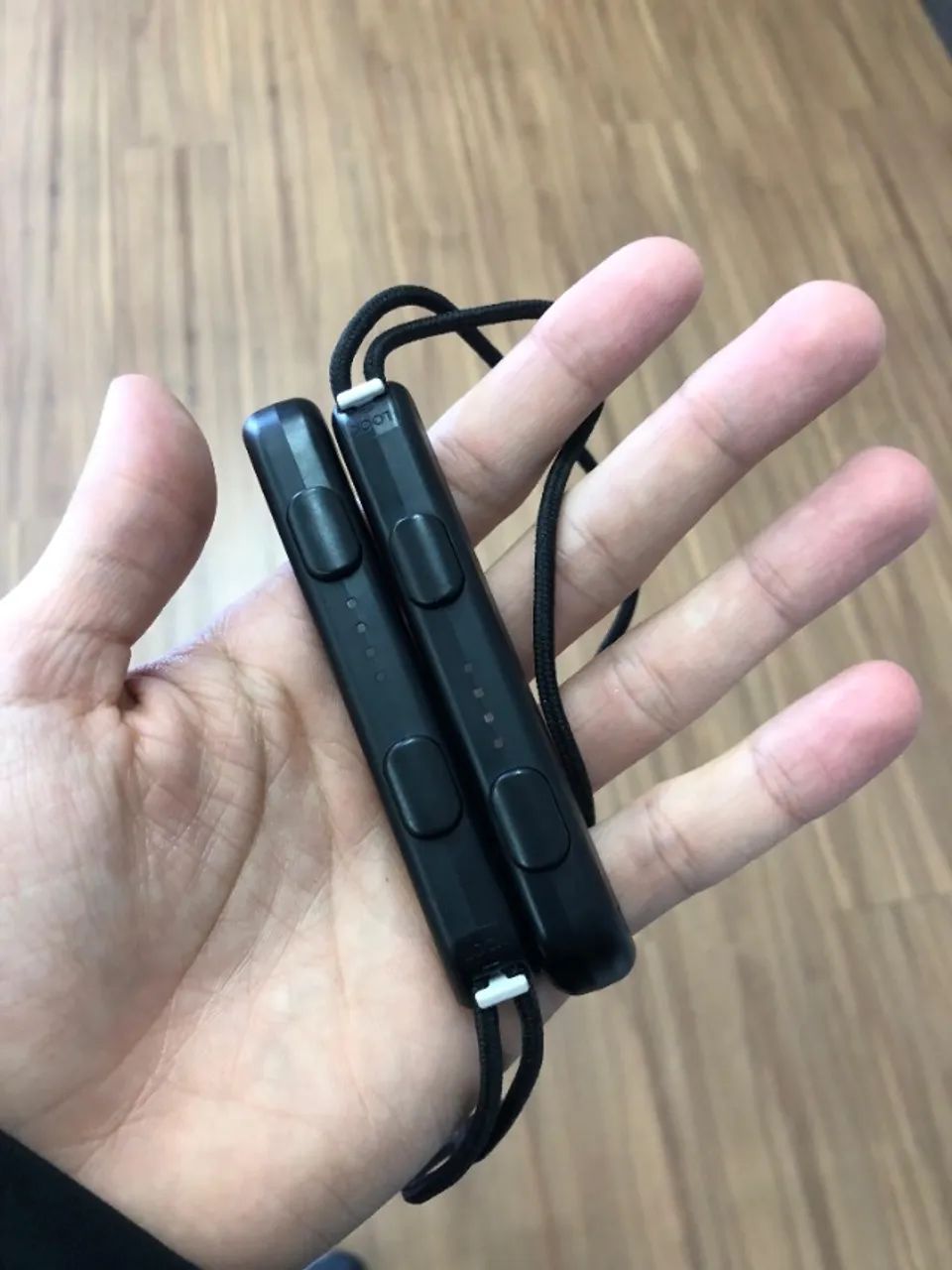 Nintendo Switch Dock and Controller Grip64308649434882121