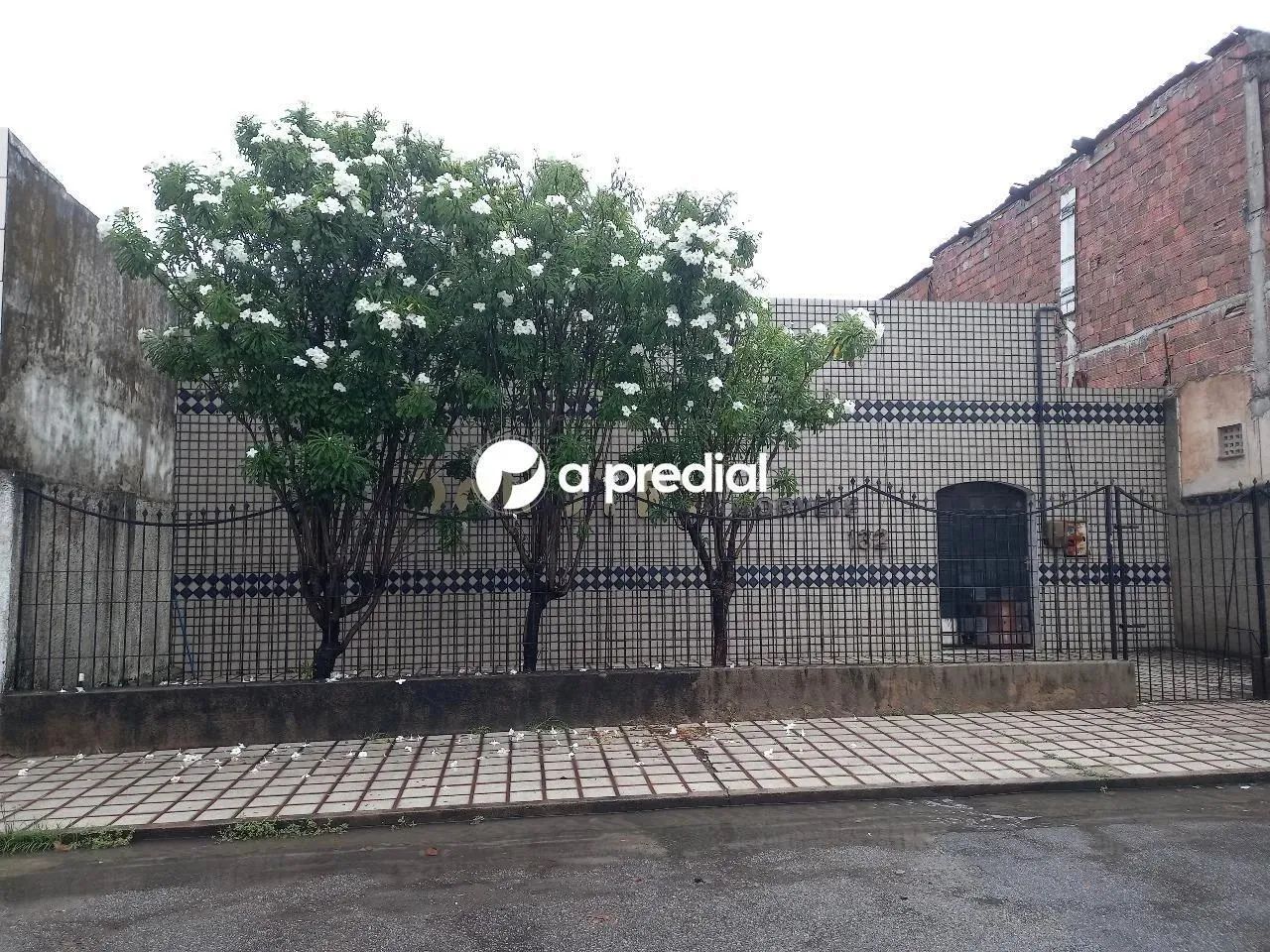 Locação de Comercial / Ponto Comercial na cidade de Fortaleza - Foto 2