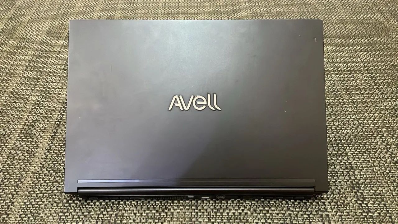 Notebook AVELL A65 LIV - 2tb SSD - 64gb RAM - RTX 2070 8gb 