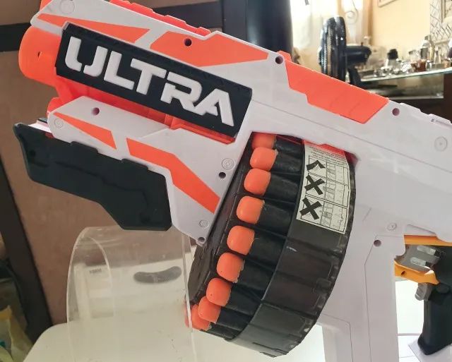 Nerf Ultra One motorizado Hasbro completa com todos os dardos e com caixa - Foto 3