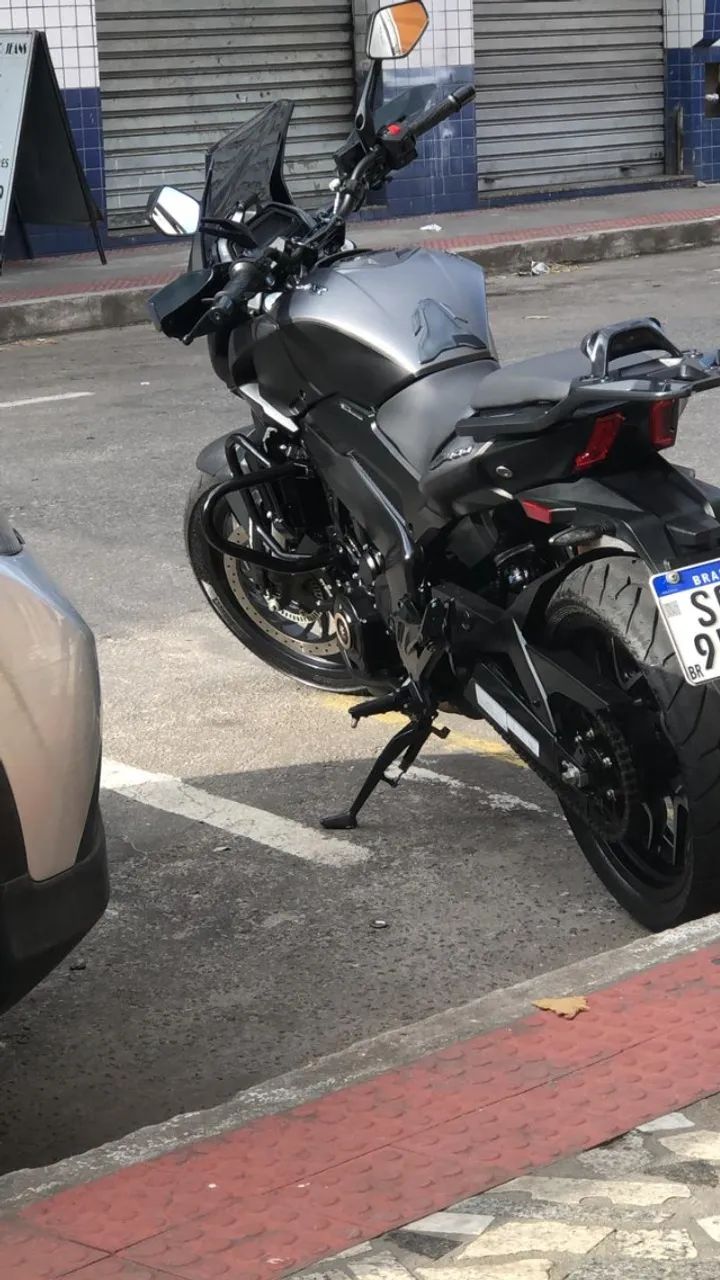 BAJAJ DOMINAR 400cc 2024 - Foto 3