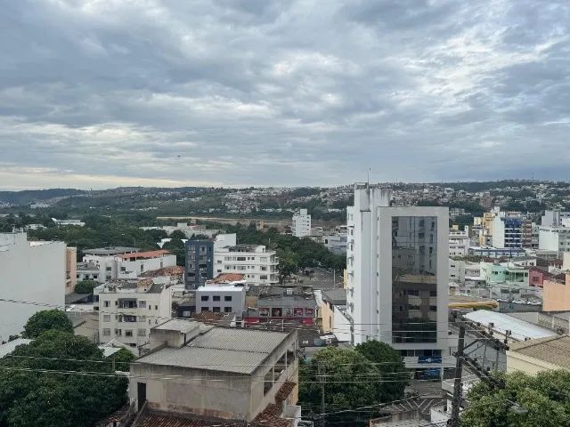 Alugo casa com 03 quartos próximo ao Centro de Colatina - Subida do Moacir Brotas - Foto 3