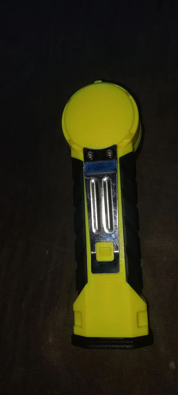 Lanterna de LED Amarela e Preta intricica  - Foto 2